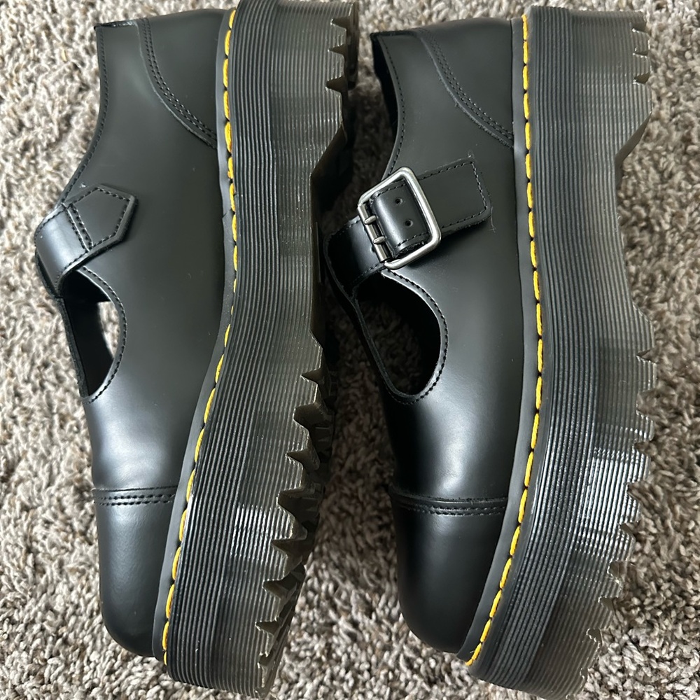 Dr Marten Bethan Mary Jane shoes black leather